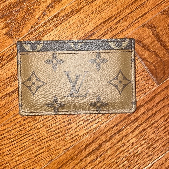 Louis Vuitton cardholder - Picture 1 of 4
